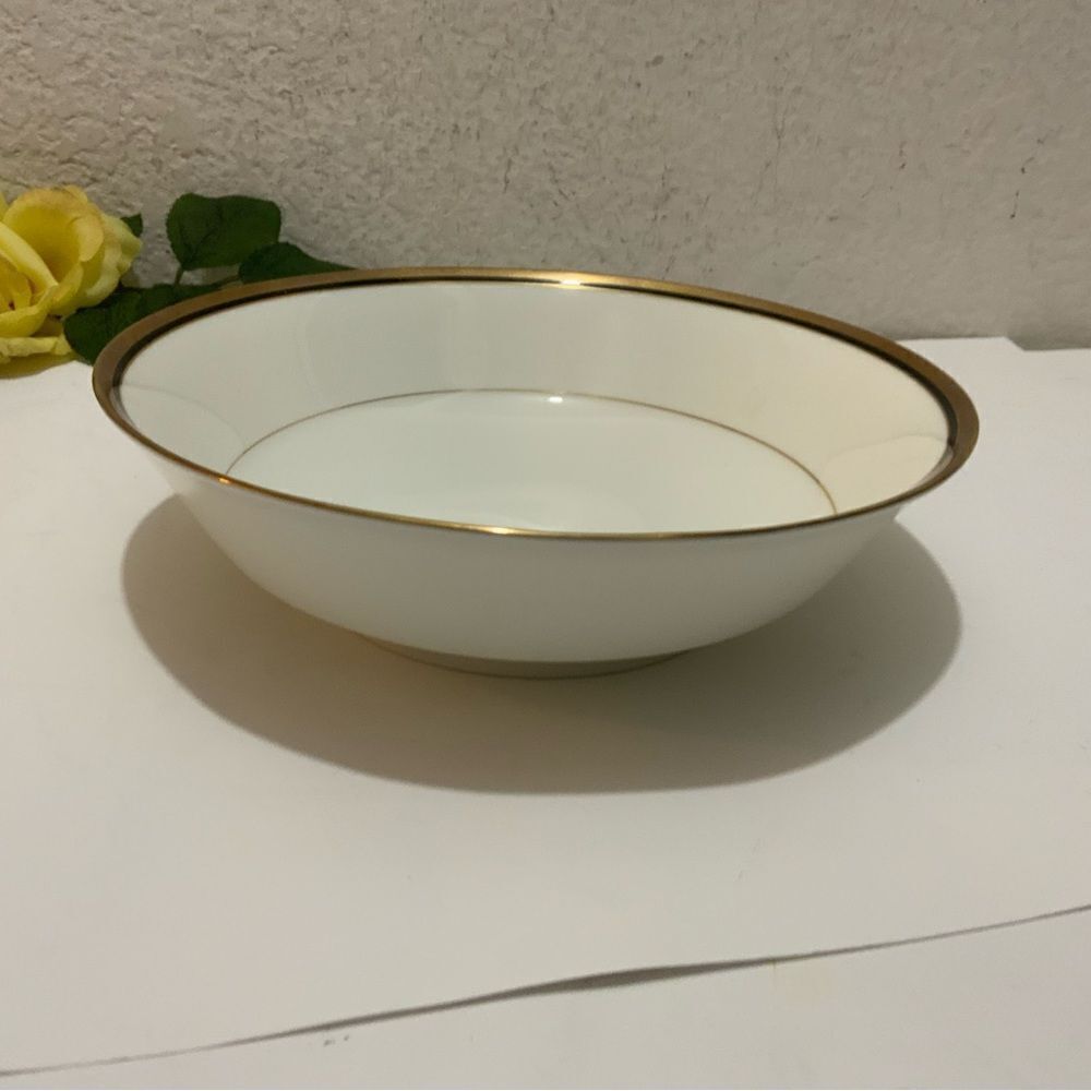 Mikasa Skidmore Salad Bowls Bone China Narumi 8.5”x2.5 H Japan G6